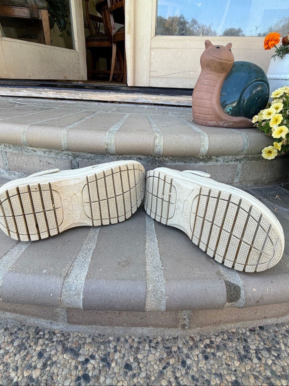 Platform Crocs in cream - Picture 8 of 8